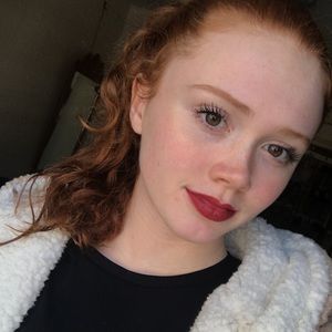 Meet your Posher, Holly